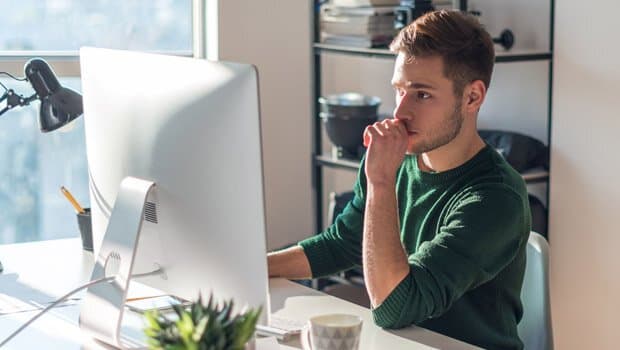 El Rol de la Ergonomía en la Prevención de Problemas Visuales