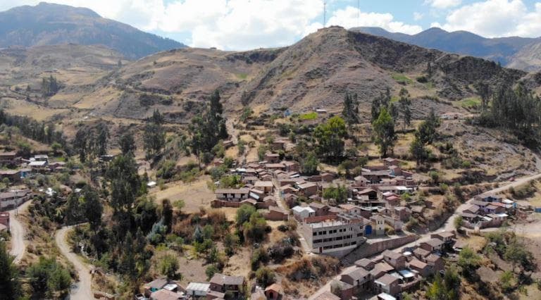 Salud Visual en Zonas Rurales del Perú: Desafíos y Soluciones