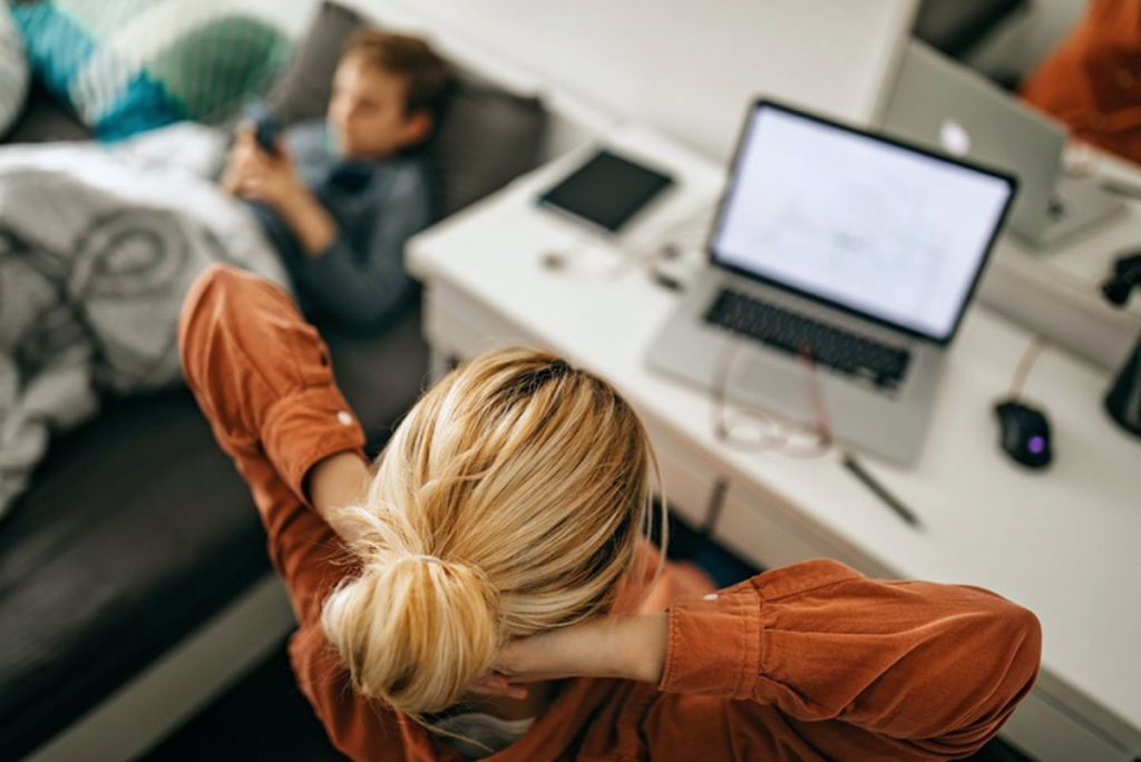 Dolor Ocular Frente a Pantallas